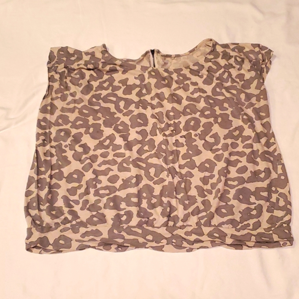 Loft animal print top. Short sleeve.  Cotton